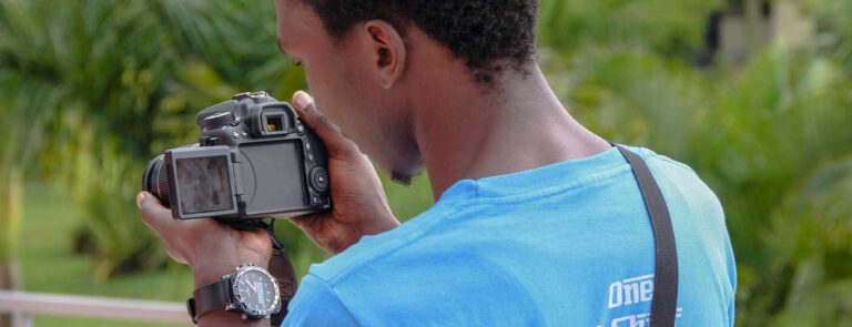 Frame People of Different Heights