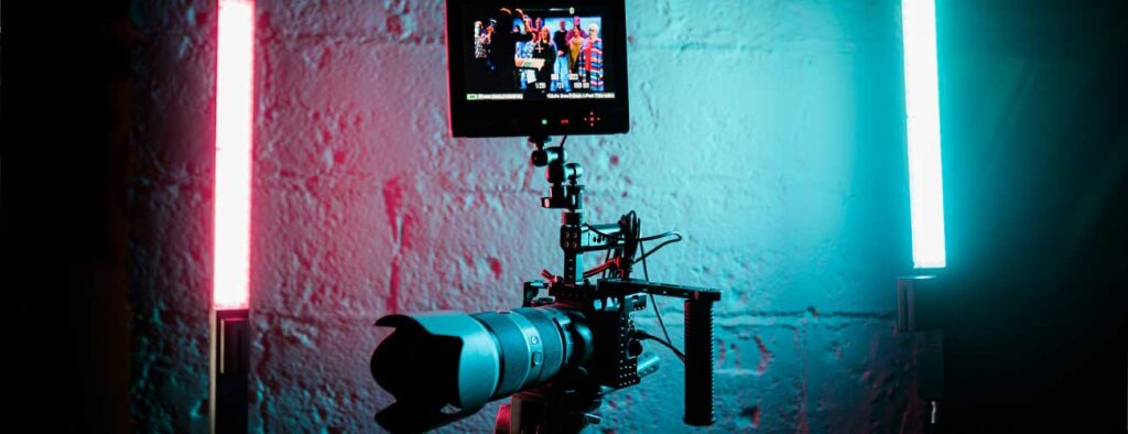 best style for social ads